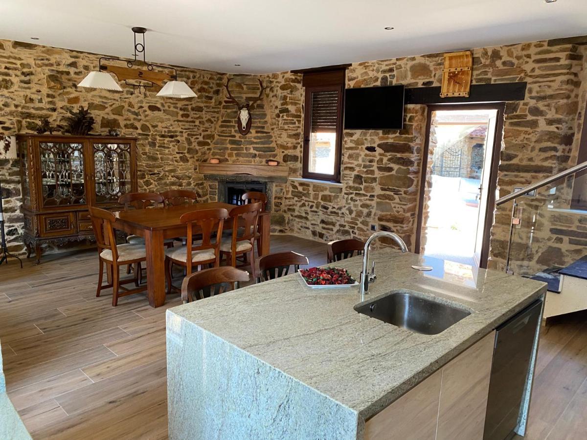 Casa Amada Con Piscina Villa Murias de Pedredo Kültér fotó